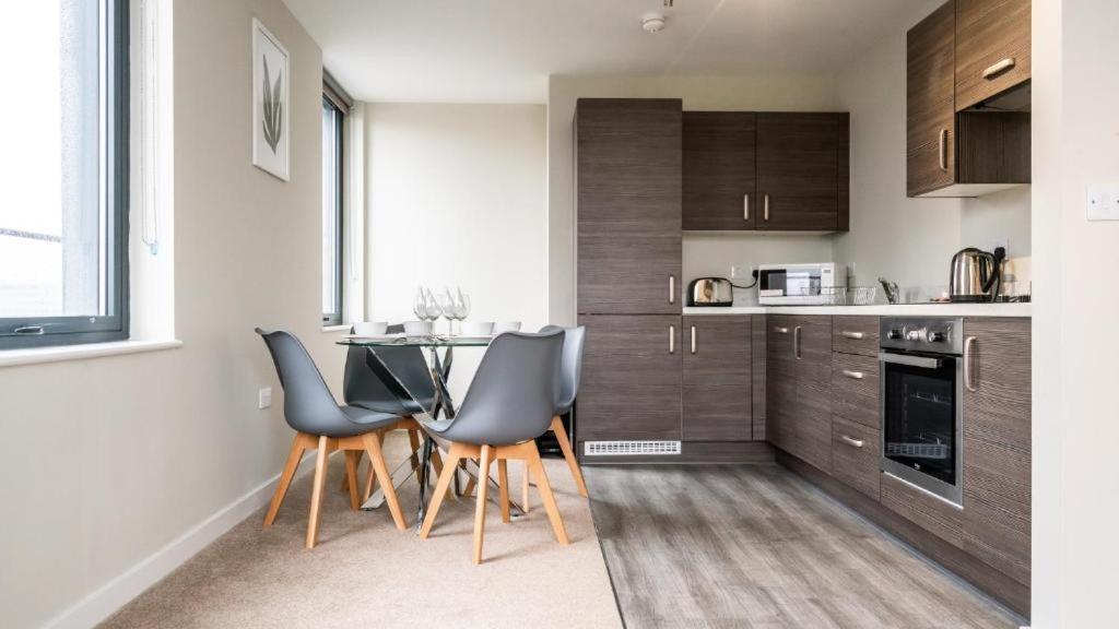 Adelphi Wharf Luxury Apartments Manchester Eksteriør billede
